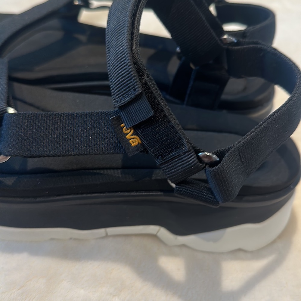 Teva sandals - Picture 3 of 6